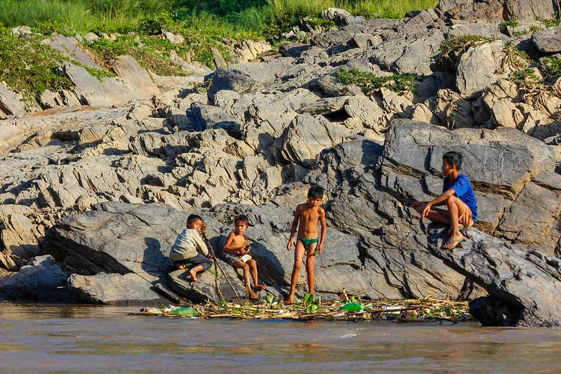 lokale børn i Laos