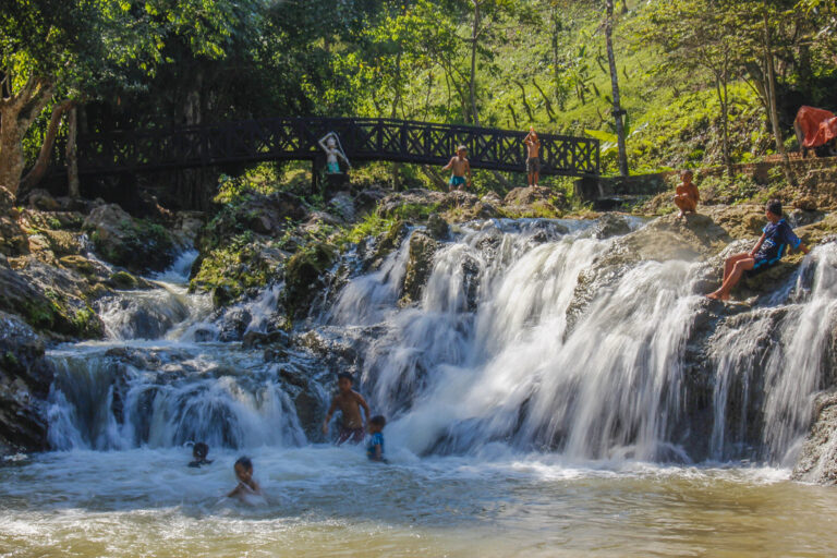 Nadeuay vandfaldet i luang prabang