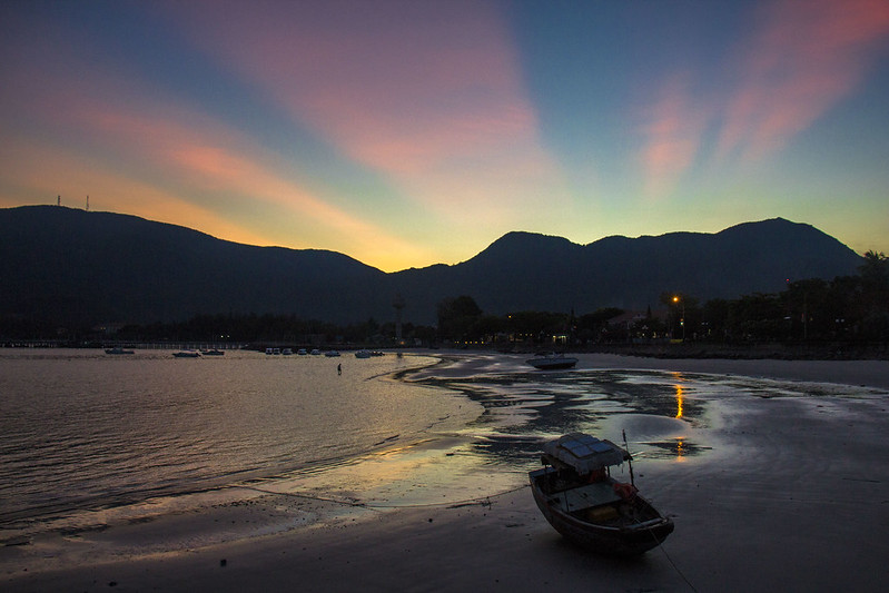 solnedgang på con dao islands, Vietnam