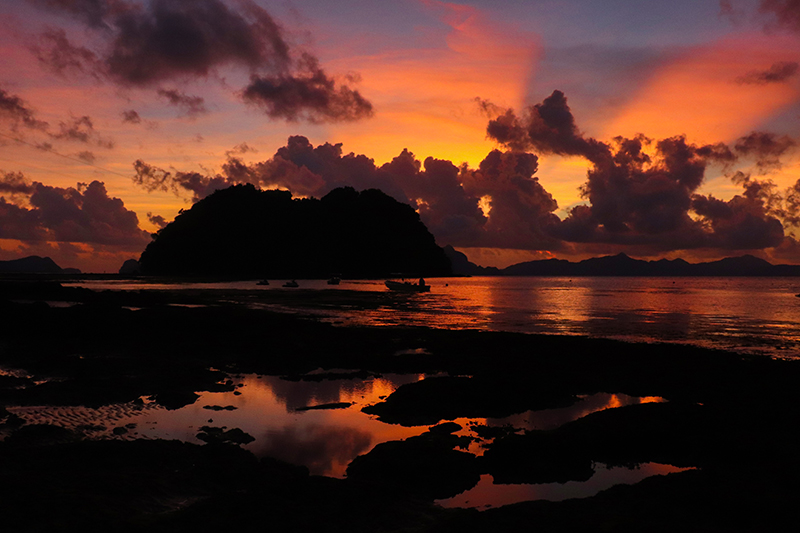 solnedgang i El Nido