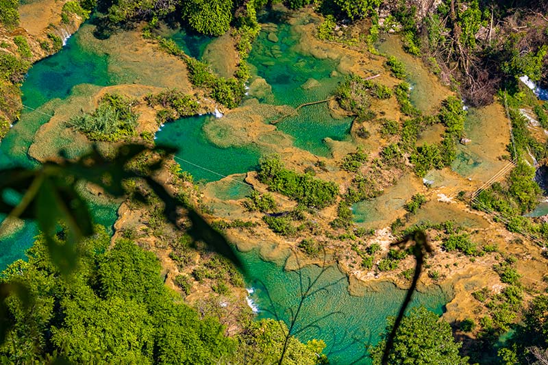 Semuc Champey – de smukkeste kalkstens pools i Guatemalas jungle