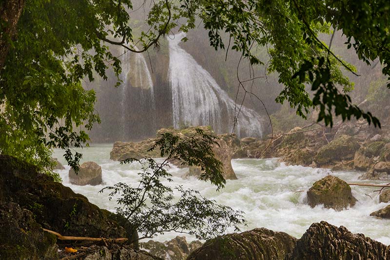 vandfald ved semuc champey